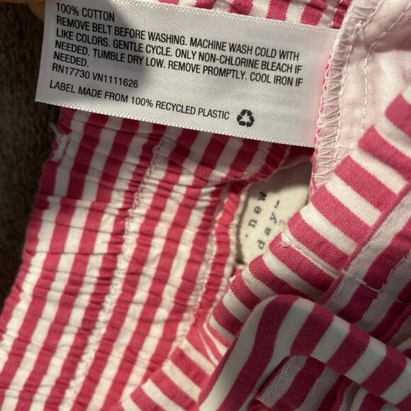 A New Day Short Womens Sz Small High Rise Striped Hot Pink Belted Preppy Barbie - Picture 4 of 8